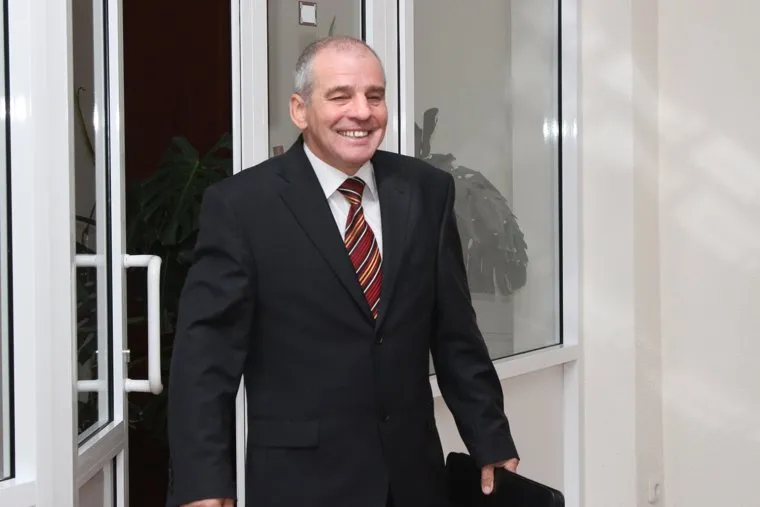 Комиссия по выборам сити- менеджера
Курган, лузин владимир