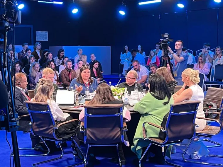 На ПМЭФ обсудили трек "Сигма бой"