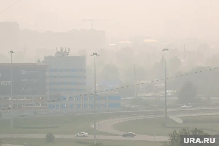 Воздух в Тюменской области стал опасен для жителей