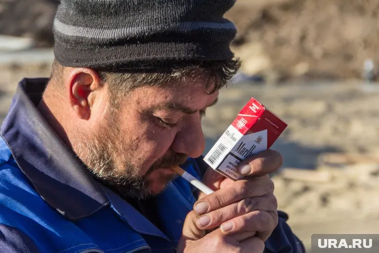 Россияне стали меньше курить