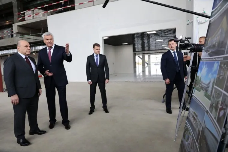Поездка Михаила Мишустина в Магадан. Осмотр строящегося аэропорта.
