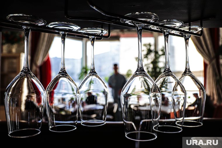 Водку и коньяк на&nbsp;полках потеснят новые виды напитков