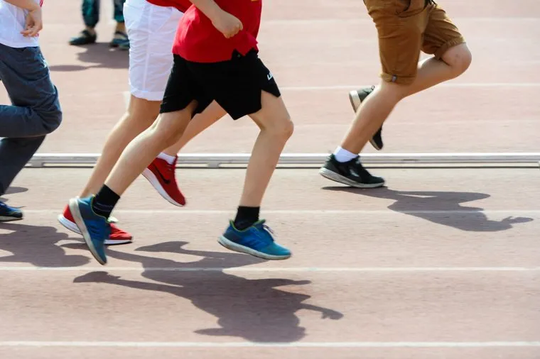 Зеленый марафон на легкоатлетическом стадионе имени Елесиной. Челябинске