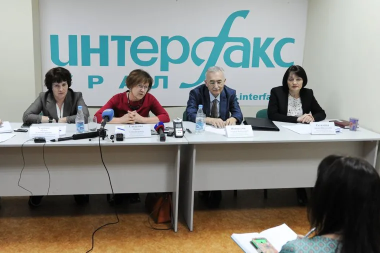 Итоговая пресс-конференция министерства экологии Челябинской области. Челябинск, Гладкова ирина, новоселов андрей, харина ирина, рахимова лидия