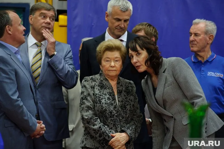 Наина Ельцина искренне переживает за статус "Кубка Ельцина". Поэтому ее оценки очень важны