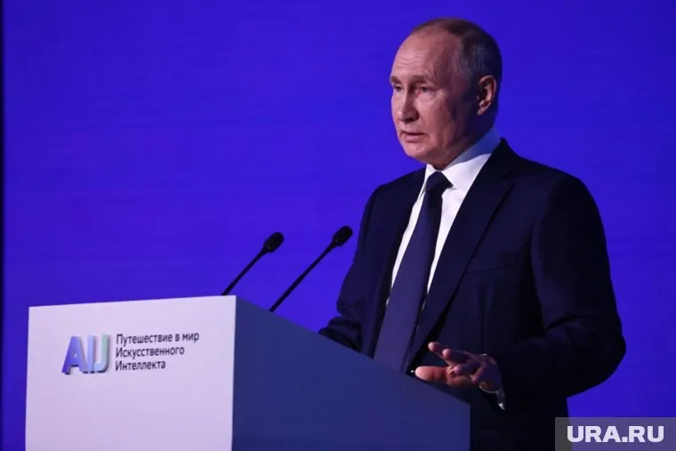 Владимир Путин заявил о важности развития ИИ в России