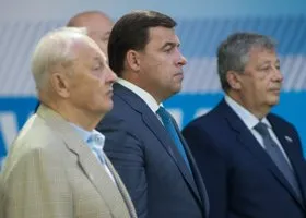 Первый глава Свердловской области Россель ждет объяснений от нынешнего губернатора Куйвашева из-за потери главного имиджевого мероприятия региона