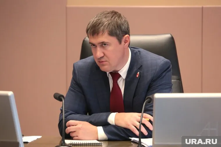 В момент назначения губернатором оппозиция просила у Махонина деньги и должности