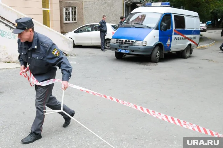 На месте ЧП несколько часов работали спецслужбы (архивный снимок)