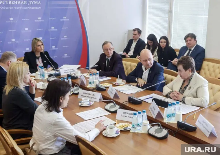 Возглавив парламентский комитет по развитию гражданского общества, Яна Лантратова сделала открытыми его заседания