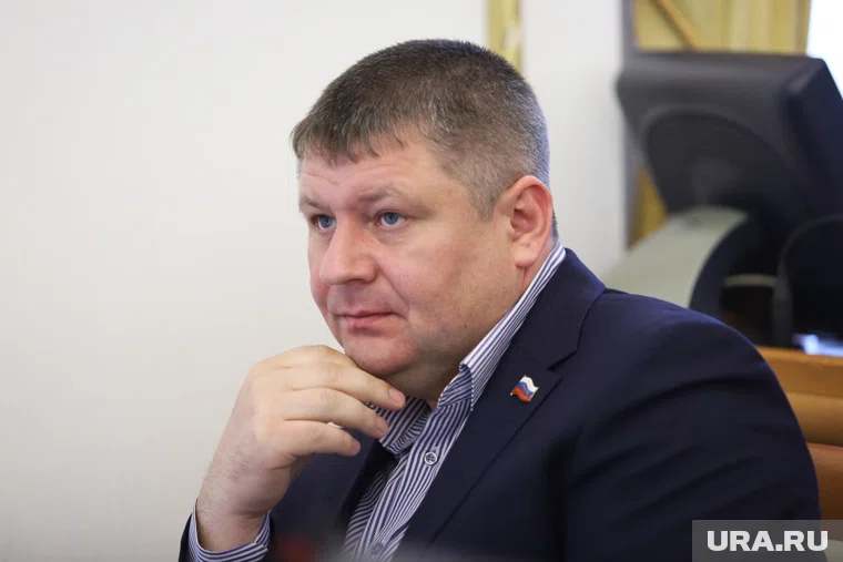 Курганский бизнесмен и политик Шиншин попал в скандал из-за строительства насыпи