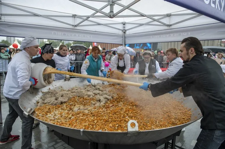 Гастро фестиваль барбекю 59 блюд. Пермь