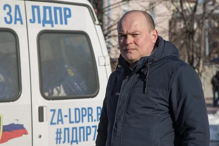 Митинг ЛДПР и КПРФ в поддержку своих кандидатов. Тюмень, зайцев артем, лдпр