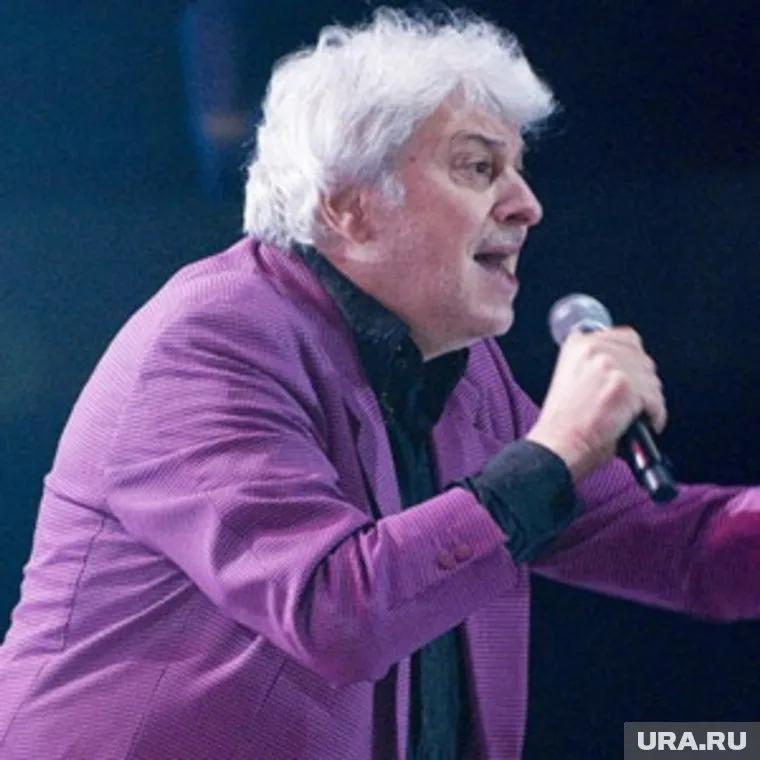 Автор культовых хитов «Синий туман», «Казино» и «Колдовское озеро» устал выступать
