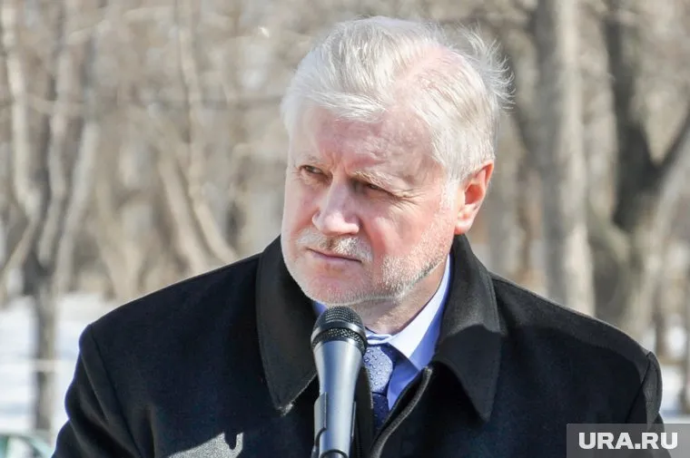 Миронов предлагают арестовывать имущество иностранных граждан, фальсифицирующих историю