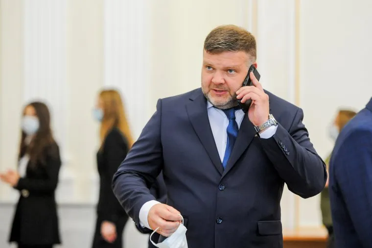 Вручение мандатов кандидатам, победившим на выборах в законодательное собрание. Челябинск