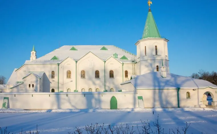 Музей размещен в здании Государевой Ратной палаты