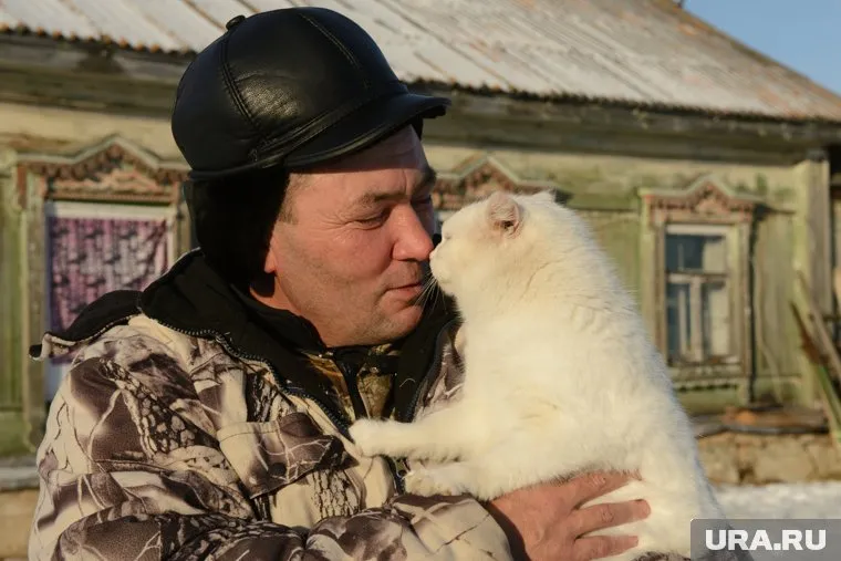 Ихтиандр Шарипов думал, что делает доброе дело, но враги использовали построенную им дорогу против него