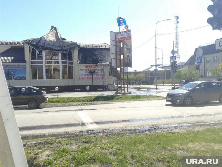 Площадь возгорания ТЦ составила 150 кв. метров