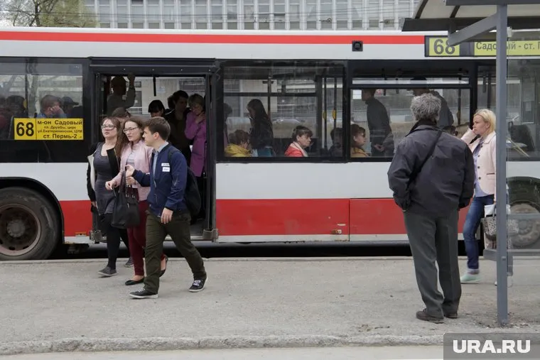 Стоимость проезда в общественном транспорте Перми повысят до 28 рублей