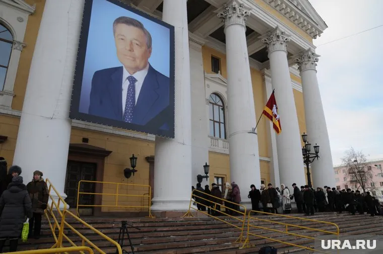 Первого всенародно избранного губернатора Петра Сумина вспомнят сегодня в Челябинске