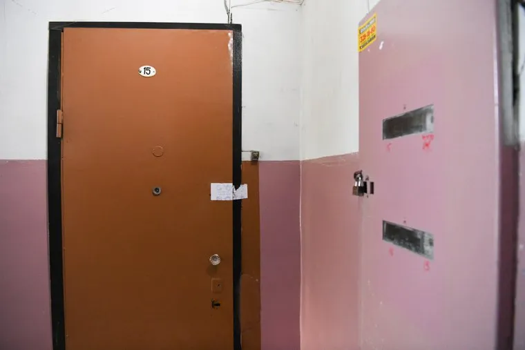 Квартира 15 по адресу Свердлова, 27; опечатано ФСБ. Екатеринбург