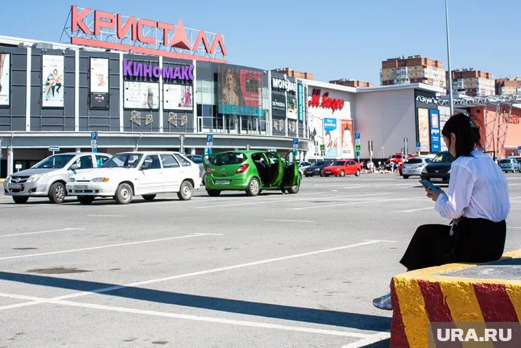 Водители устроили драку возле ТРЦ