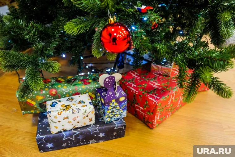 Сборщик новогодних подарков - сезонное трудоустройство