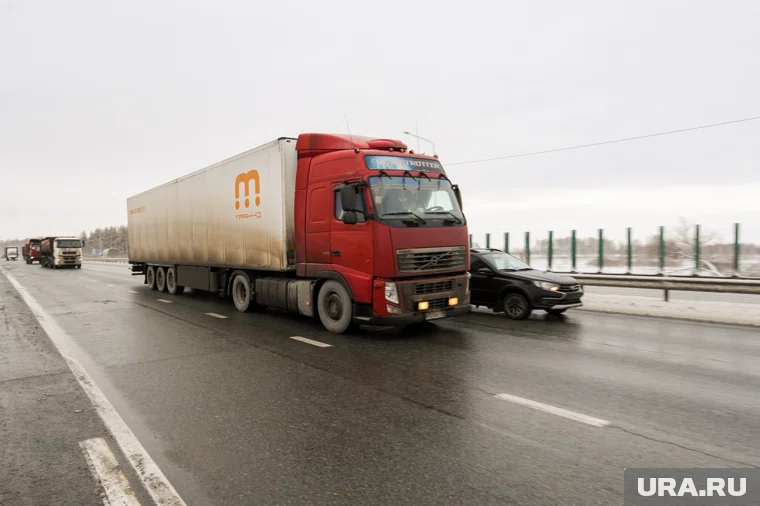 Спецтехника займется чисткой дорог