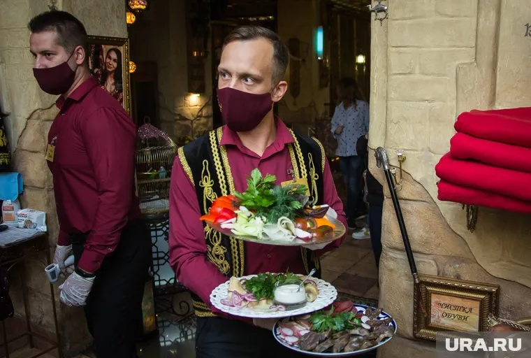 Работу ресторанов могут ограничить