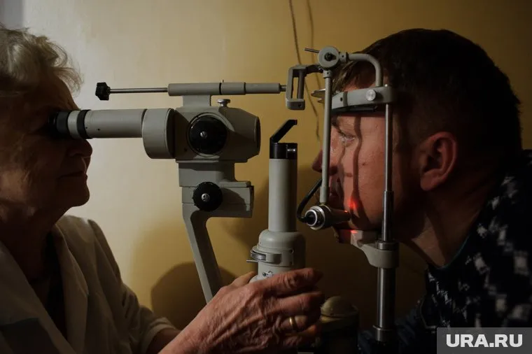 Один офтальмолог уволился, другой — в отпуске