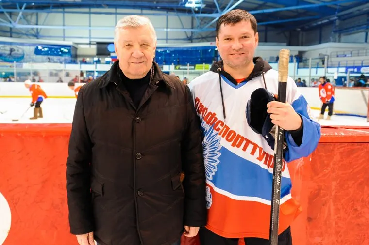 Турнир по хоккею в валенках среди профсоюзов Челябинской области. Челябинск, буяков сергей, хоккей в валенках, буяков николай
