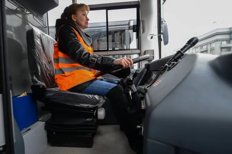 Вручение новых автобусов OOO «Общественный городской транспорт». Челябинск