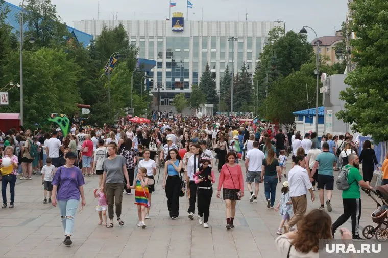 В Тюмени ко дню празднования начнет свою работу выставка на Цветном бульваре