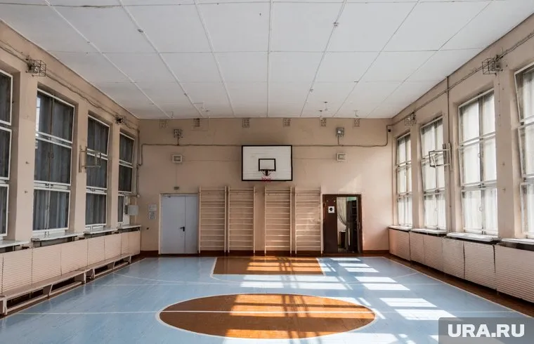 Глава Минобразования требует поделить детей на группы по состоянию здоровья