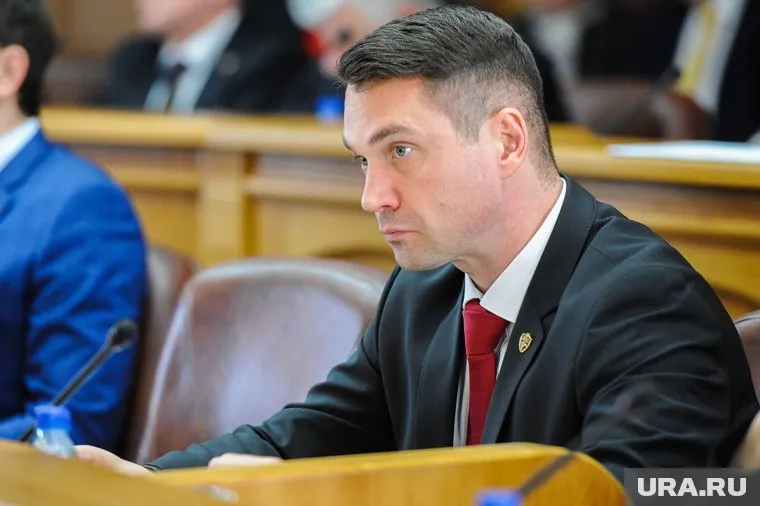 Алексей Лошкин привез помощь для бойцов