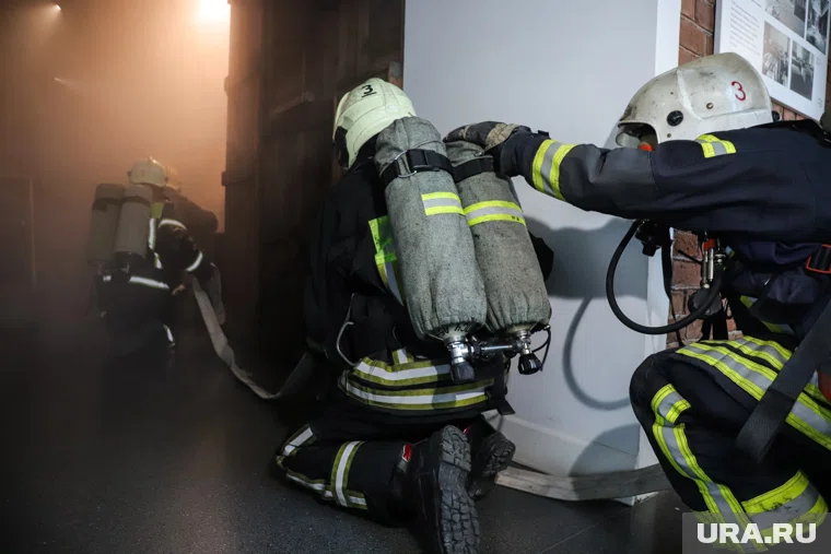 В устранении пожара участвовало 19 огнеборцев