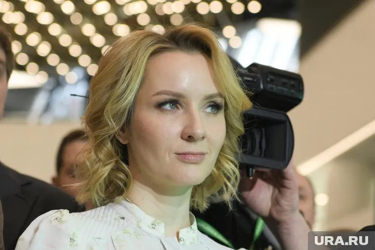 Россия пытается вернуть 18 детей с Украины и из стран ЕС, сказала детский омбудсмен