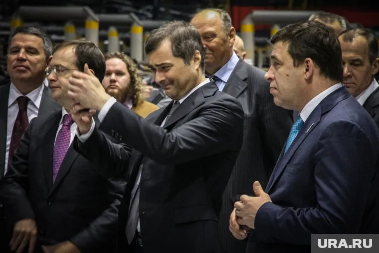 Владислав Сурков может стать политтехнологом или уйти в госкорпорацию