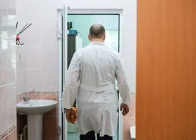 Предполагаемый убийца студенток под Оренбургом попал в больницу