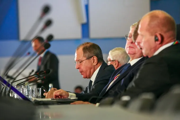 XIX Всемирный фестиваль молодежи и студентов. Второй день. Сочи