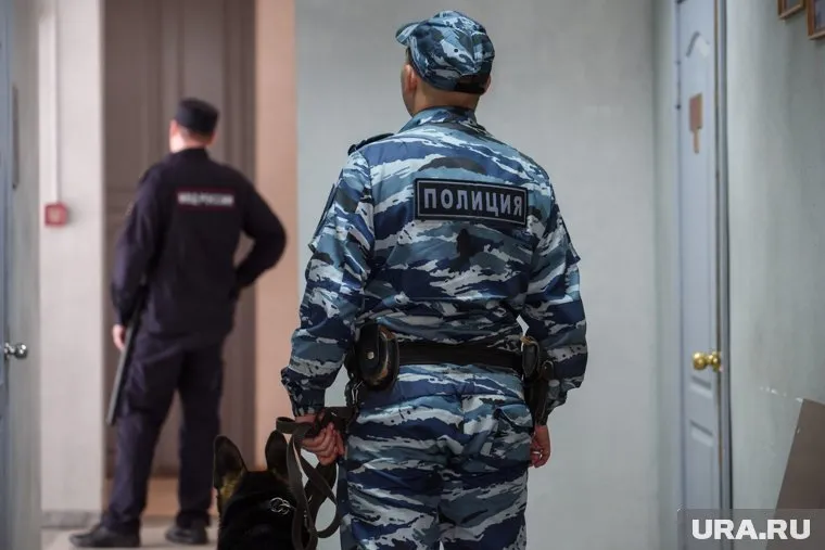 Следователи изъяли телефон у замначальника ГАБТУ МО РФ Сергея Шаленого