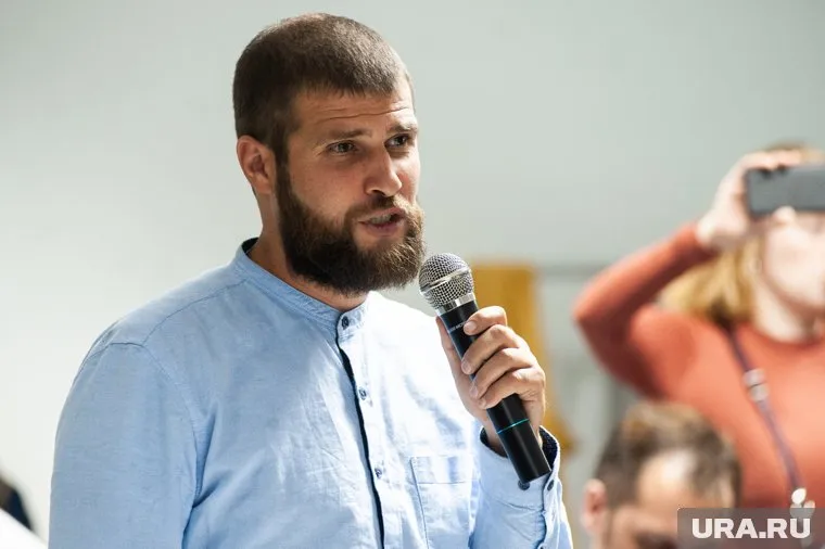 Активист Сергий Алиев заявил, что хочет пообщаться с «хулителями веры»