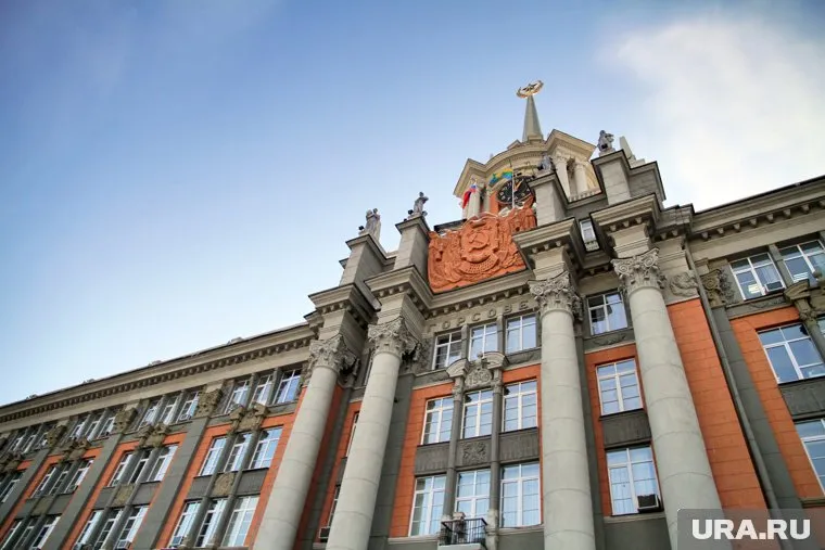 Администрация города теряет контроль над гордумой