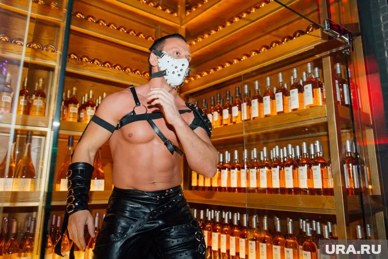 В Екатеринбурге вырос спрос на стриптизеров в преддверии 8 Марта