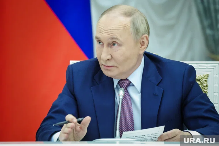 Владимир Путин не ставил точных сроков по подготовке целесообразности ядерных испытаний, уточнил Дмитрий Песков