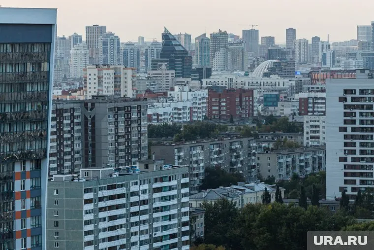 Средняя стоимость аренды жилья в Екатеринбурге достигла 32,5 тысяч рублей