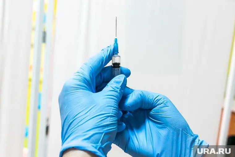 От уральских регионов требовали сформировать иммунитет на уровне 80%
