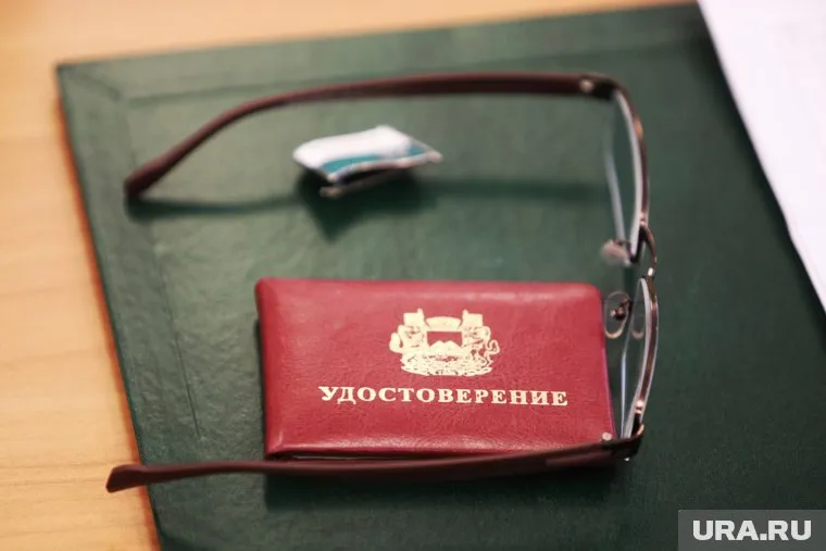 Структуру по борьбе с коррупцией подозревают в торговле удостоверениями