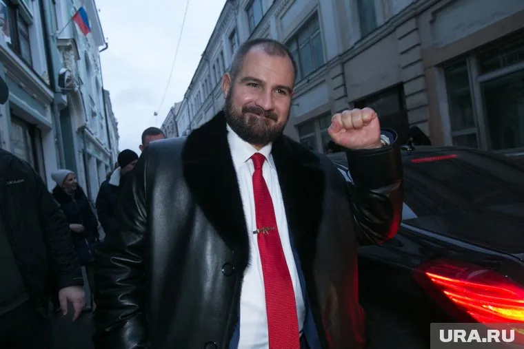 Максим Сурайкин обратился к губернатору Алексею Текслеру